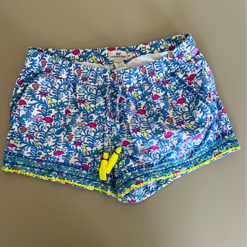 Flamingo pattern Vineyard Vine Linen Shorts
